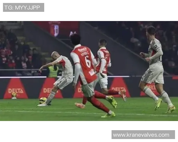 欧冠激战:马竞大胜里昂补时进球引发争议判罚全场沸腾 欧冠激战:马竞大胜里昂补时进球引发争议判罚全场沸腾