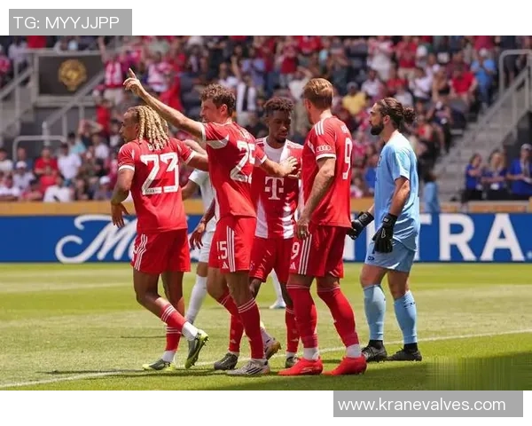 中超精彩对决里昂与拜仁战成平局帽子戏法引发全场热潮解析战术细节