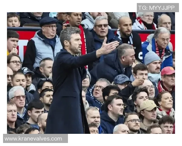 英超经典对决阿森纳主场大胜曼联6比2绝杀瞬间引发全场狂欢