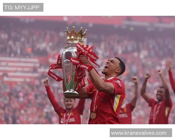 世界杯精彩对决那不勒斯完胜利物浦逆转瞬间引发全场狂欢