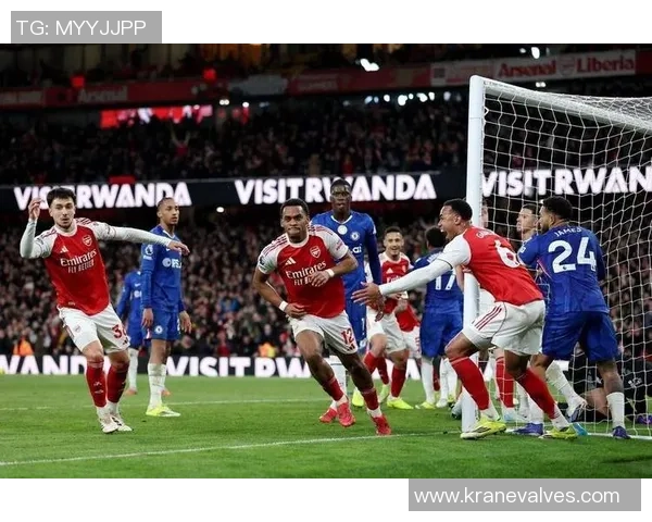 德甲激战里昂大胜阿森纳红牌事件引发全场热议战术分析详解