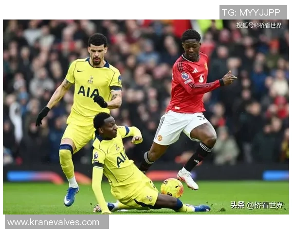 国王杯波尔图大胜曼联五球狂潮战术解析引发全场震动