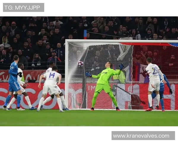 尤文图斯逆转皇马上演惊天大逆转帽子戏法点燃足总杯激情瞬间